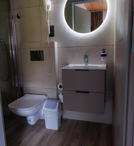 膳宿费 Pokoje Marta