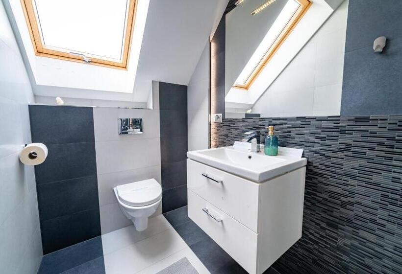 بنسيون Pokoje Na żurawiej 10