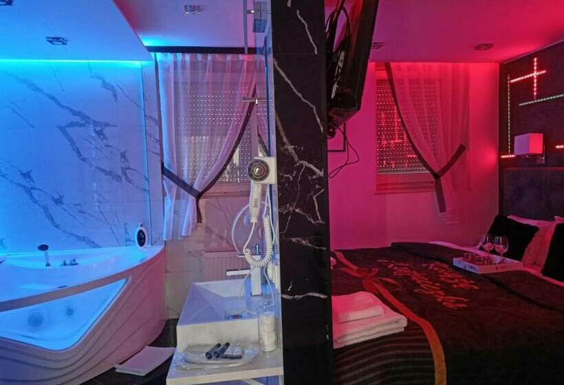 بنسيون Pokoje Hotelowe Nad Zalewem