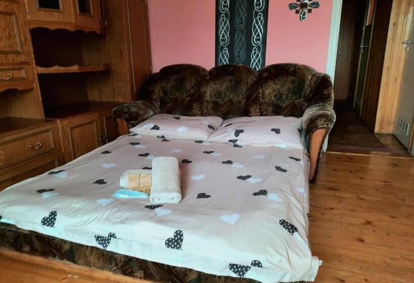 Пансион Queens House