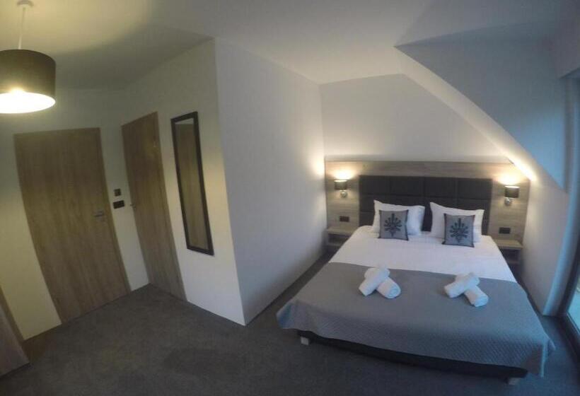 פנסיון Silver Residence