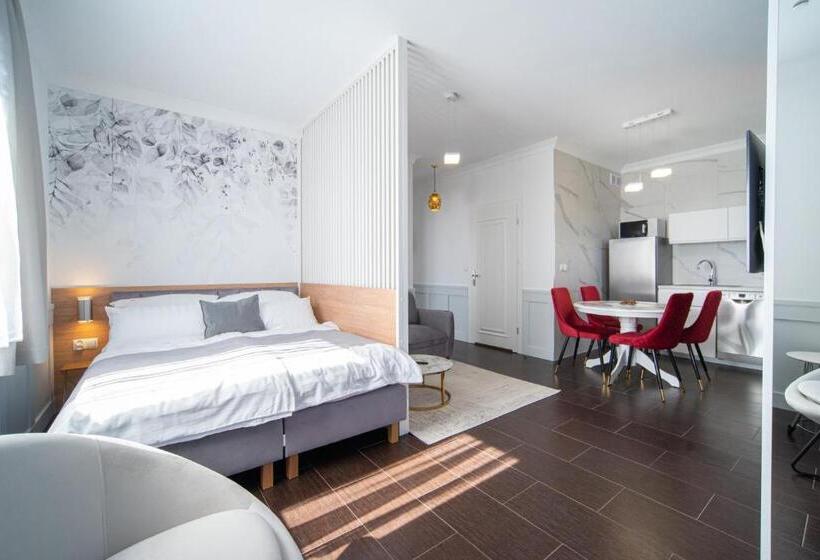 פנסיון Villa Kamila