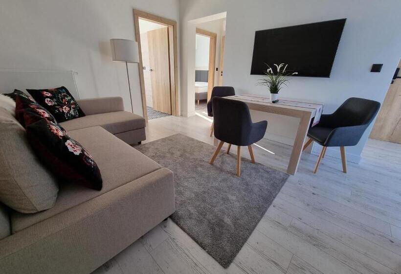 بنسيون Villa Olimpijska 2   Centrum