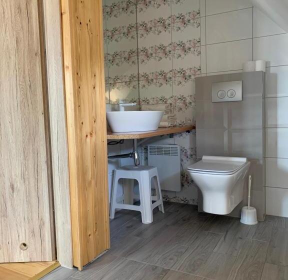 膳宿费 Willa Milonga