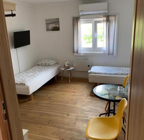 膳宿费 Willa Milonga