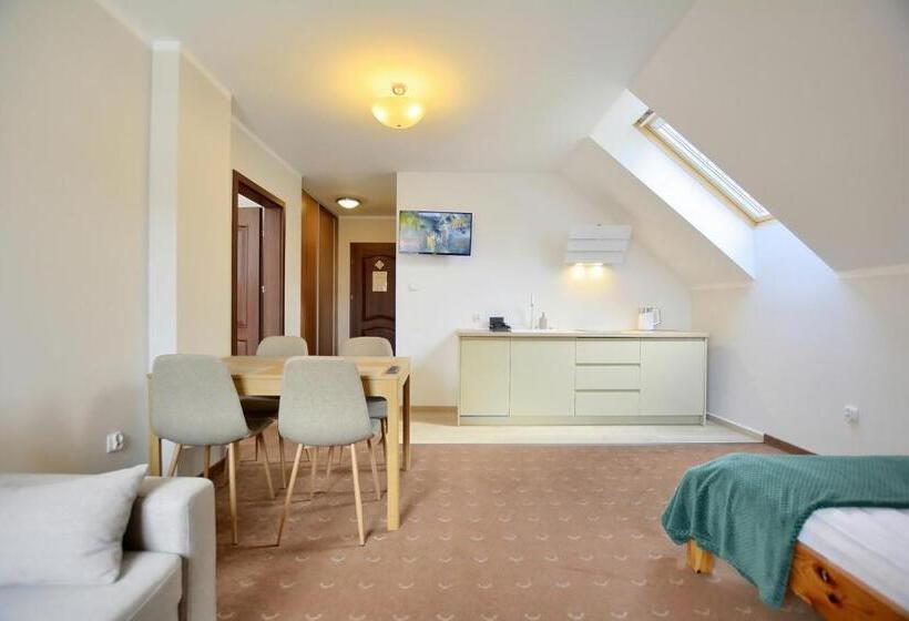 پانسیون Willa Teresa