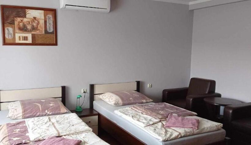 ペンション Zajazd U Doktora