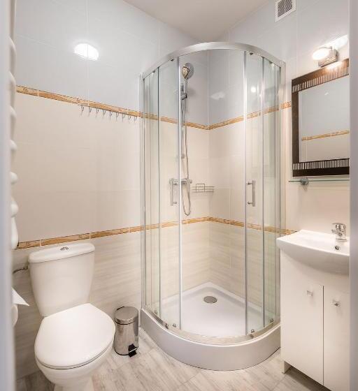 J&j Apartments łazienna 30 Pokoje Na Wynajem