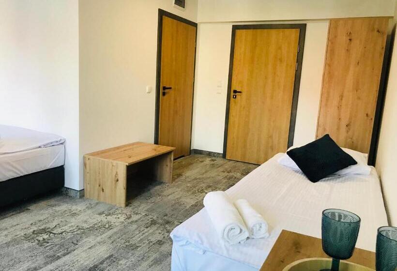 Pokoje Hotelowe Lupus