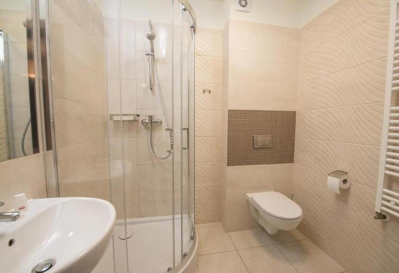 אתר נופש Centrum Promocji Leśnictwa W Mucznem