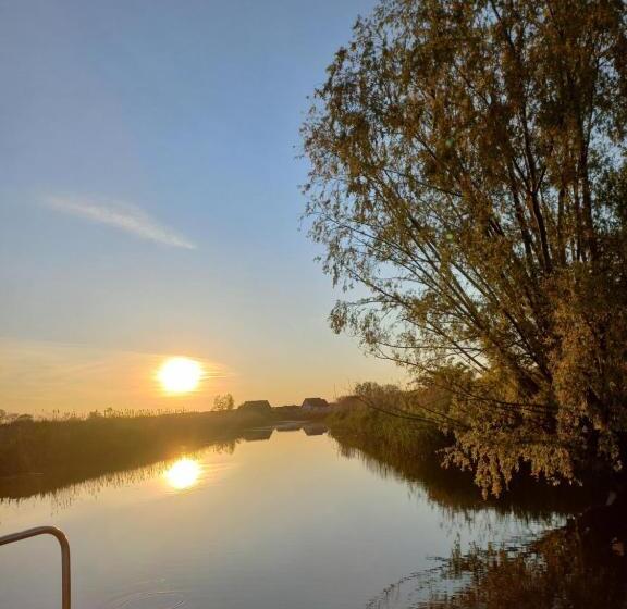 Курорт Holiday Ozon