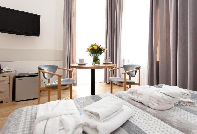 渡假胜地 Sanatorium Willa Fortuna