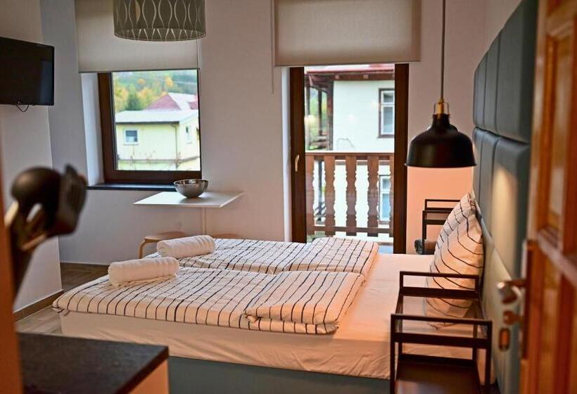 リゾートホテル Willa Gościnny Próg