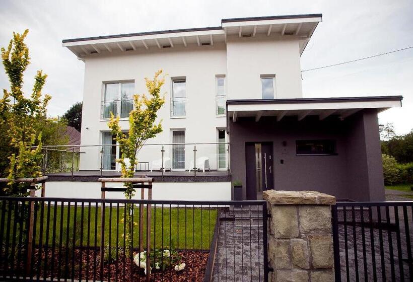 Willowa No. 5 Apartaments