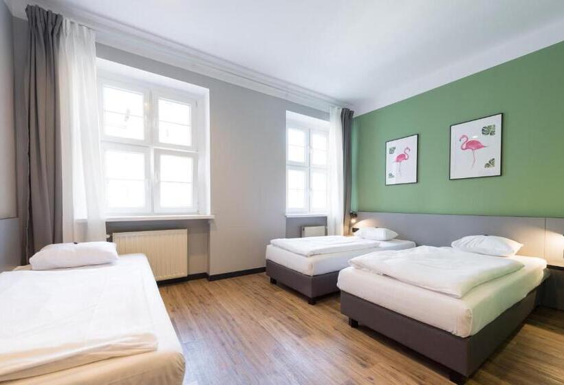 Wozna 11 Stare Miasto