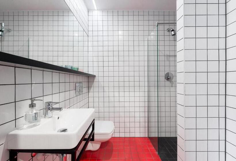 Wozna 11 Stare Miasto