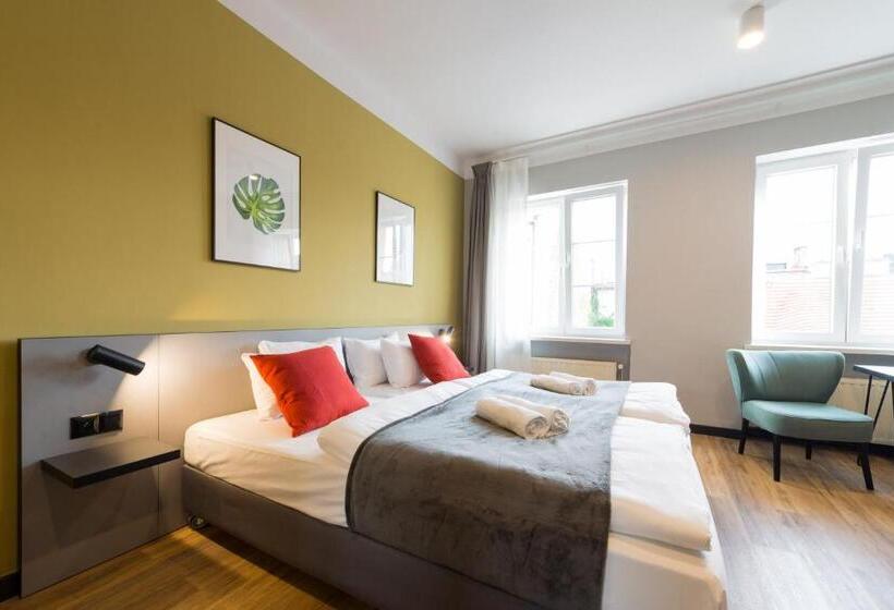 Wozna 11 Stare Miasto