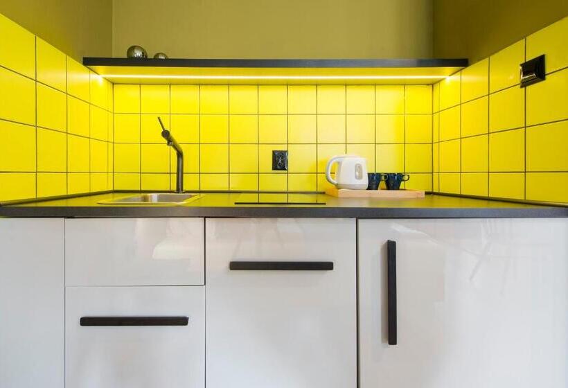 Wozna 11 Stare Miasto