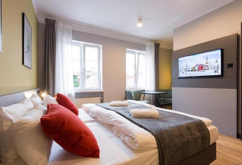 Wozna 11 Stare Miasto