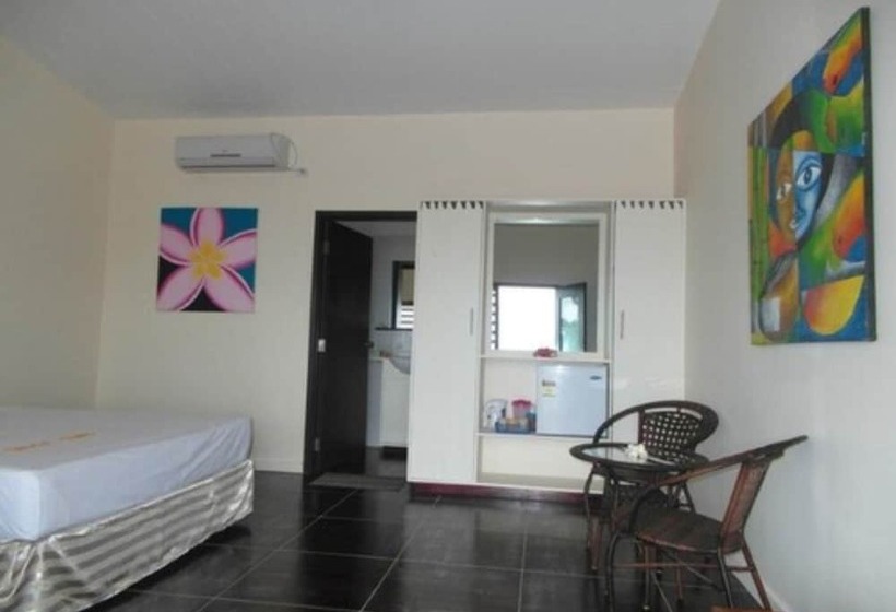 Общежитие Funky Fish Beach & Surf Resort