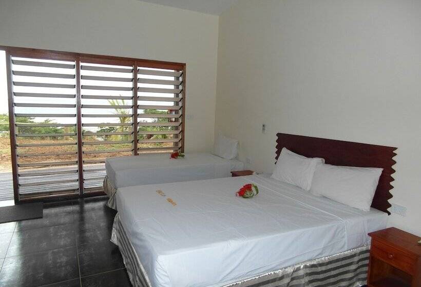 Общежитие Funky Fish Beach & Surf Resort