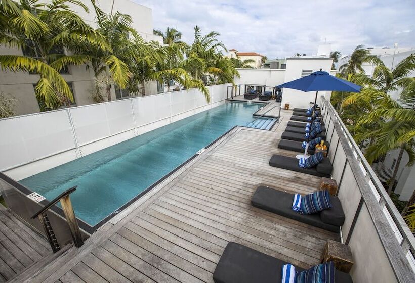 הוסטל Posh South Beach