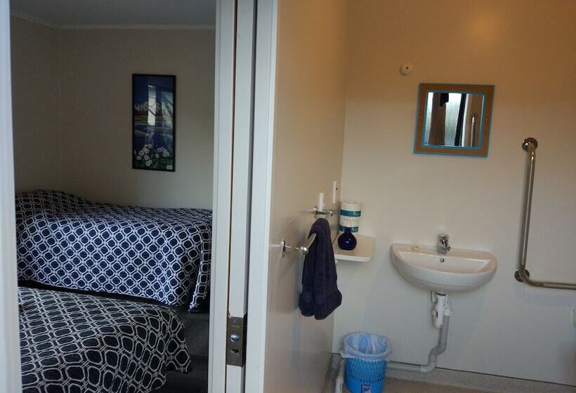 הוסטל Tasman Bay Backpackers