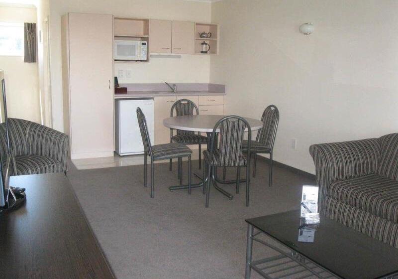 Anchorage Motor Lodge