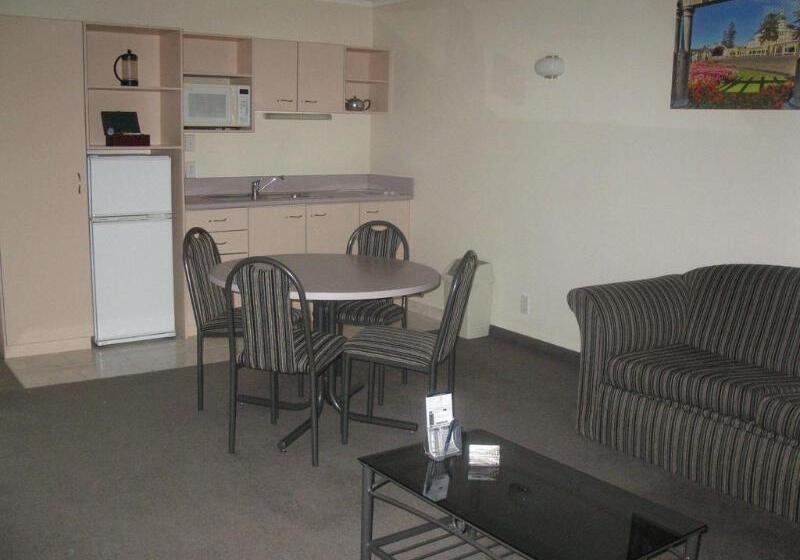 Anchorage Motor Lodge