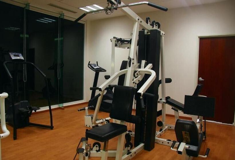 Astur Hotel & Residence