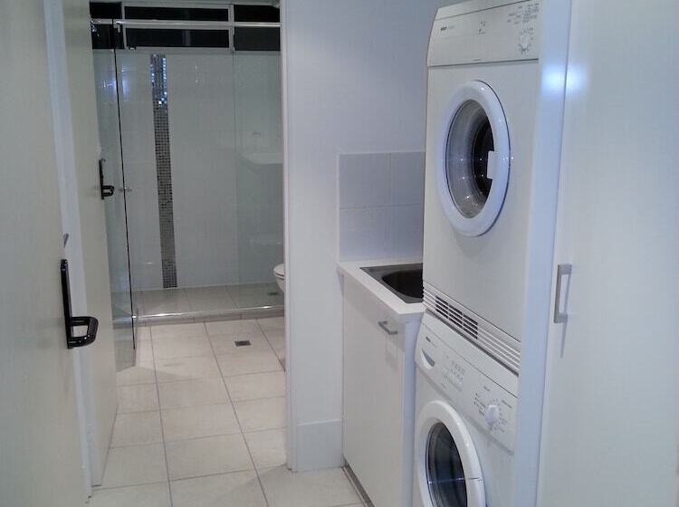 Bali Hai Apartments Noosa