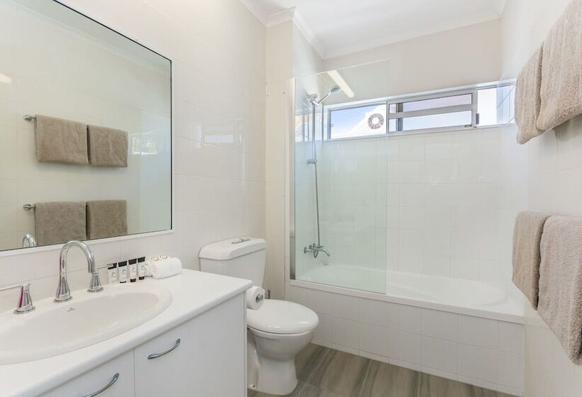 Bali Hai Apartments Noosa