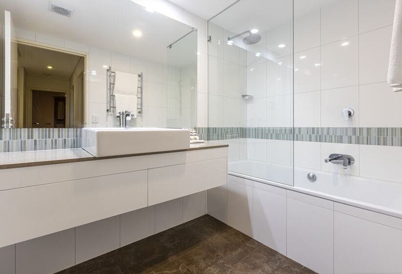 Bay Royal Apartments