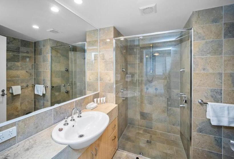 Bay Royal Apartments