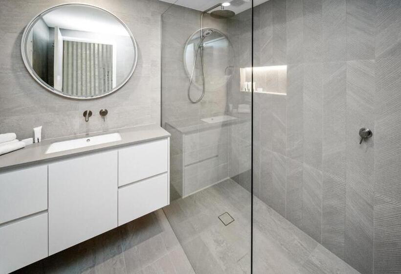 Bay Royal Apartments