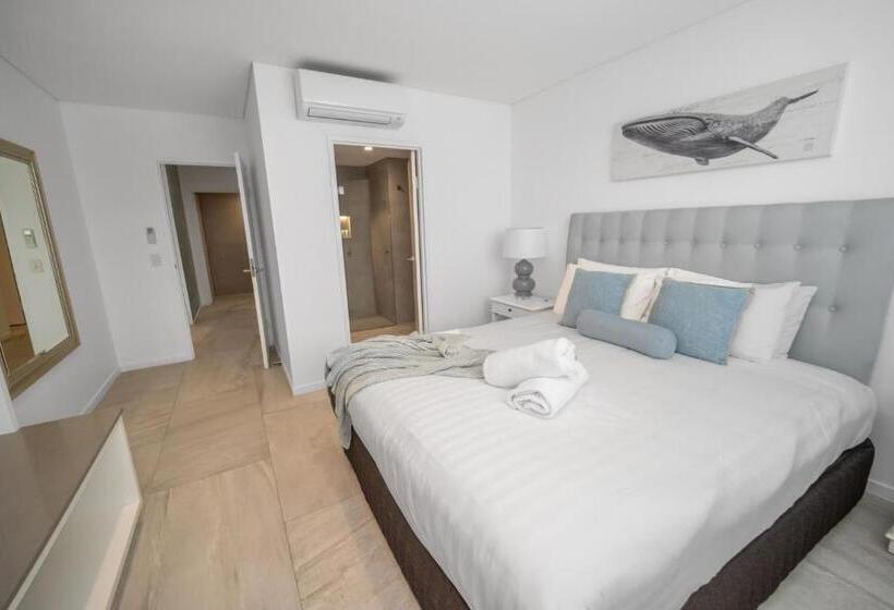 Bay Royal Apartments