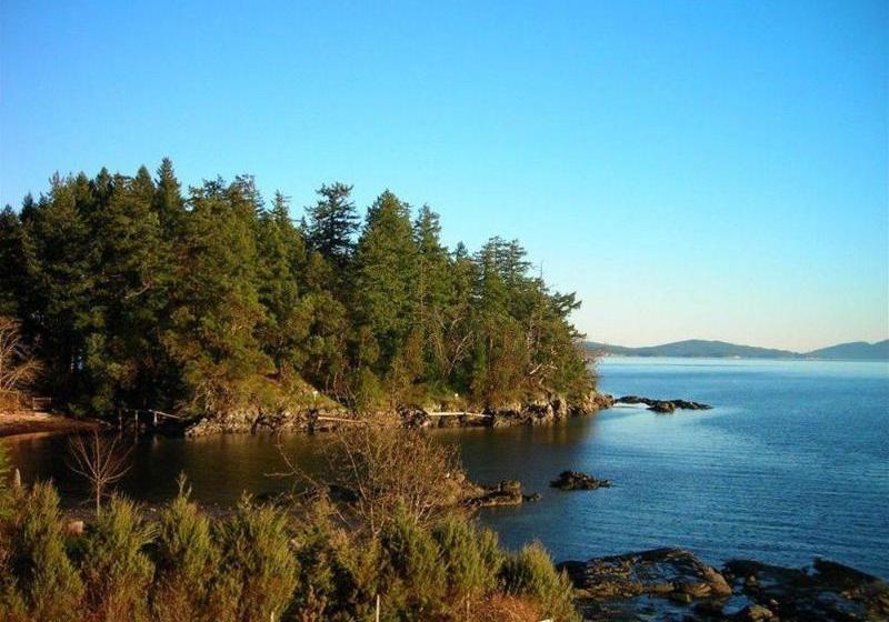 צימר Beachside Garden Bed & Breakfest