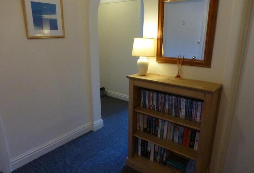 ベッドアンドブレックファースト Beech Lodge Guest House