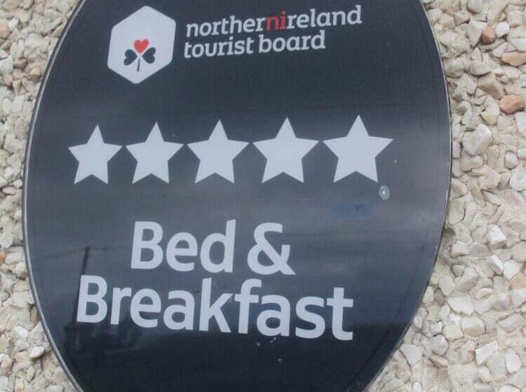 Bed and Breakfast Causeway Lodge