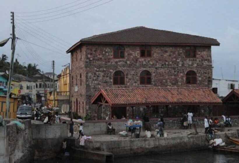 تختخواب و صبحانه Coconut Grove Bridge House