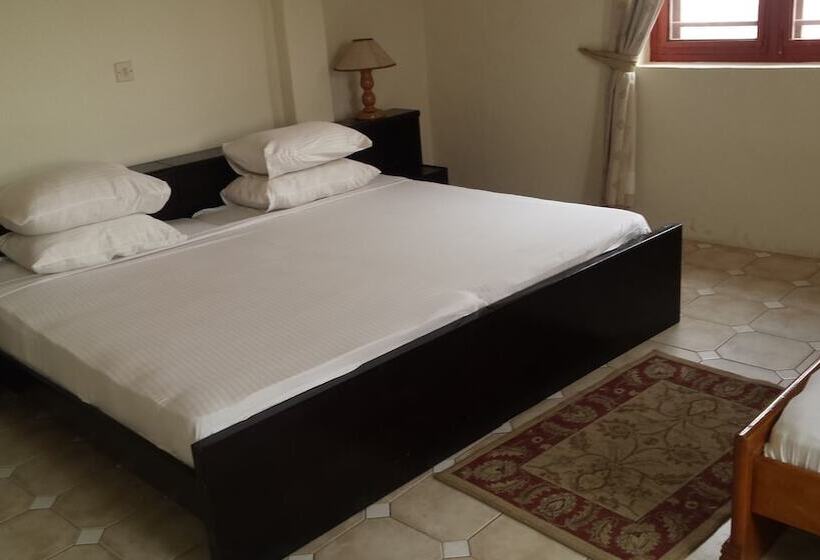 تختخواب و صبحانه Coconut Grove Bridge House