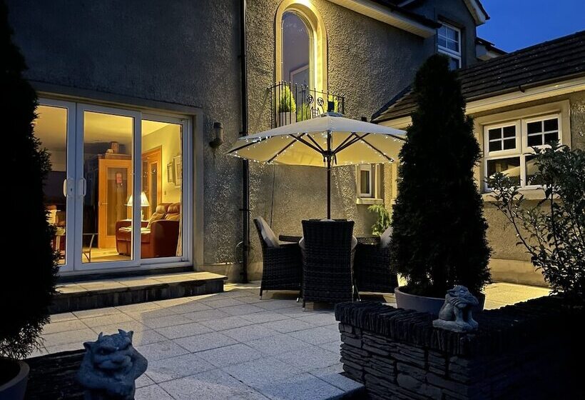 Bed and Breakfast Crowfield Country House