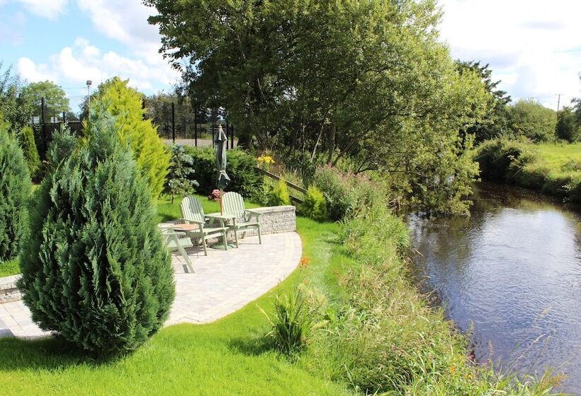 Bed and Breakfast Crowfield Country House