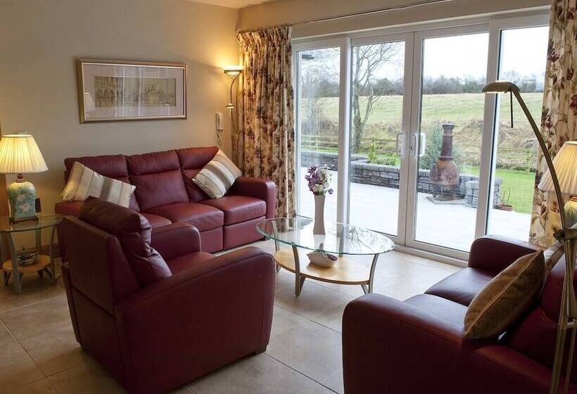 Bed and Breakfast Crowfield Country House
