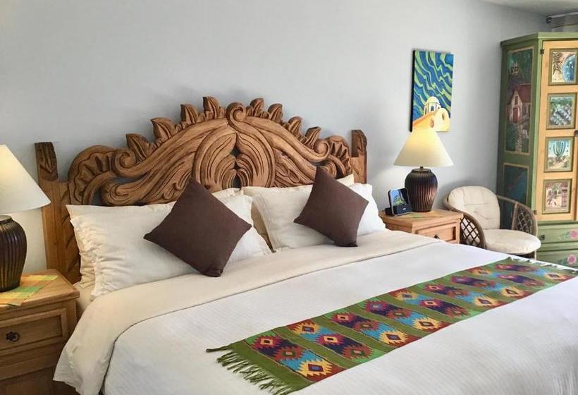 Bed and Breakfast El Sol La Vida Beach Front B/b Adults Only