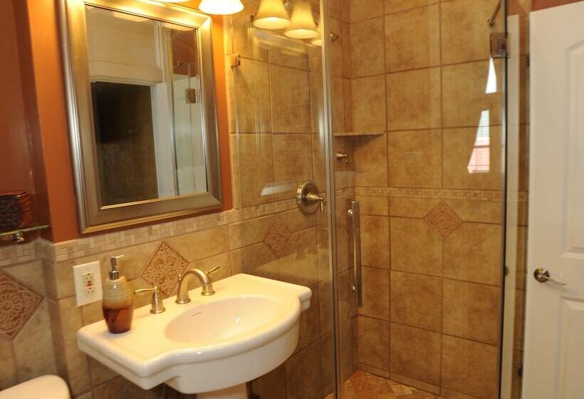 مبيت وإفطار Hamilton House Inn