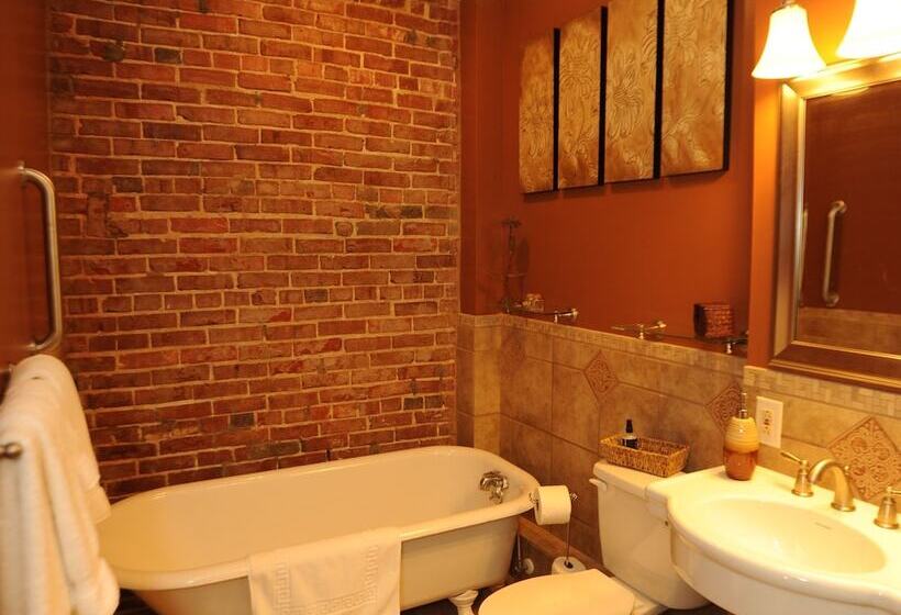 مبيت وإفطار Hamilton House Inn