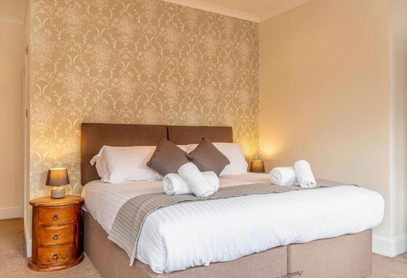 민박 Hewitt S Restaurant & Rooms