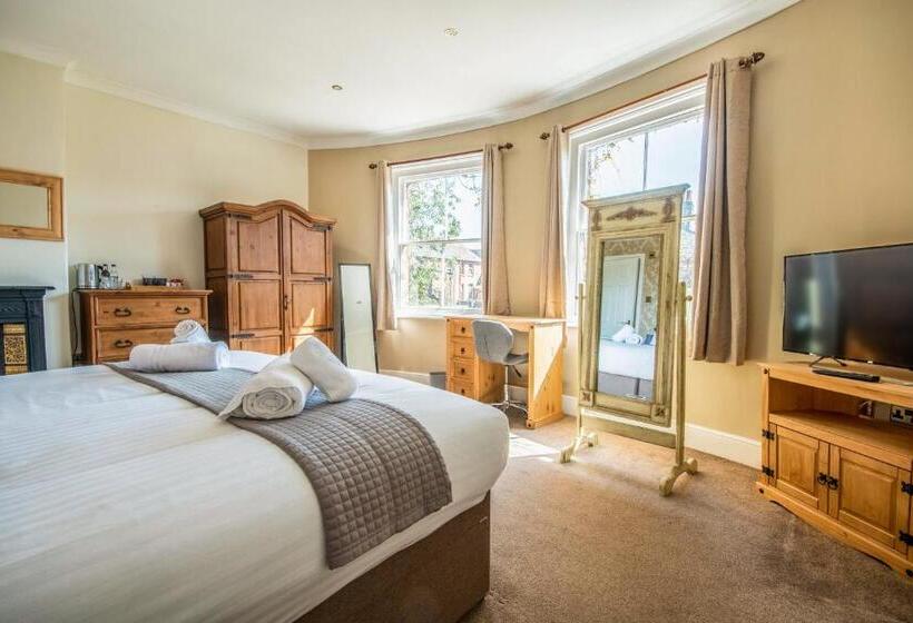 민박 Hewitt S Restaurant & Rooms