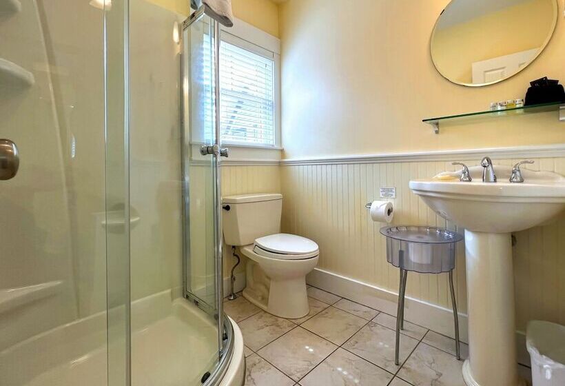 민박 Lotus Provincetown